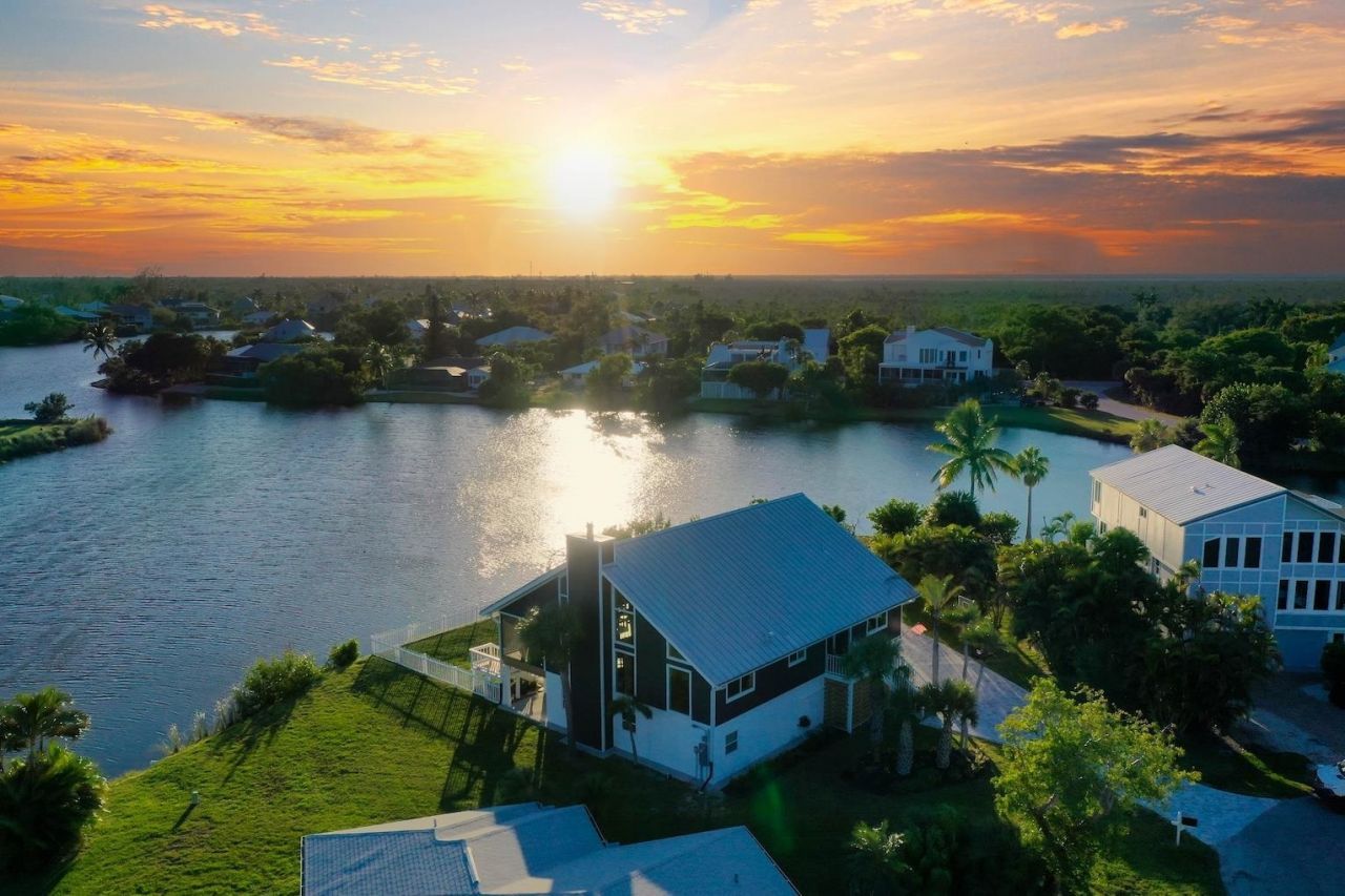 9127 Mockingbird Dr, Sanibel, FL 33957 Photo