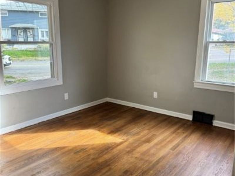 1574 East Avenue, Akron, OH 44314 Photo 6