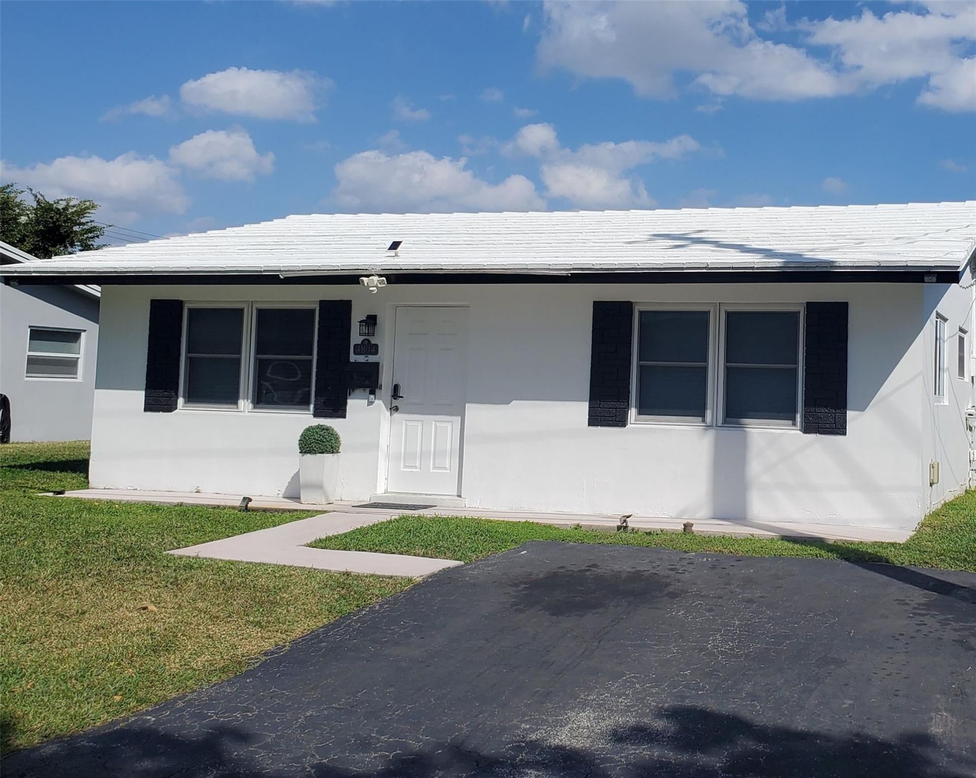 4804 NW 27th Terrace, Fort Lauderdale, FL 33309 Photo
