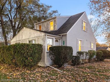 1571 Baldwin Avenue, Pontiac, MI 48340