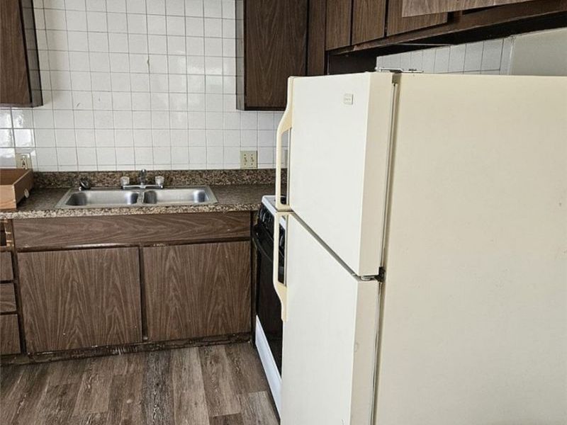 2256 Maryland Avenue, Akron, OH 44314 Photo 4