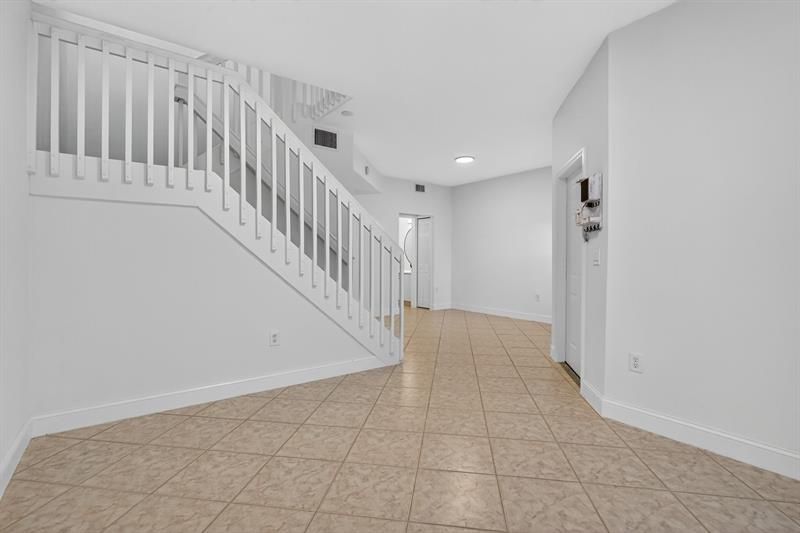 6103 NW 116th Place, Unit 6103, Doral, FL 33178 Photo