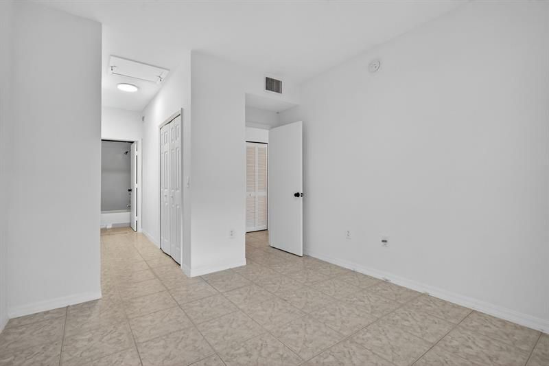 6103 NW 116th Place, Unit 6103, Doral, FL 33178 Photo