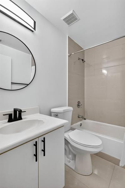 6103 NW 116th Place, Unit 6103, Doral, FL 33178 Photo