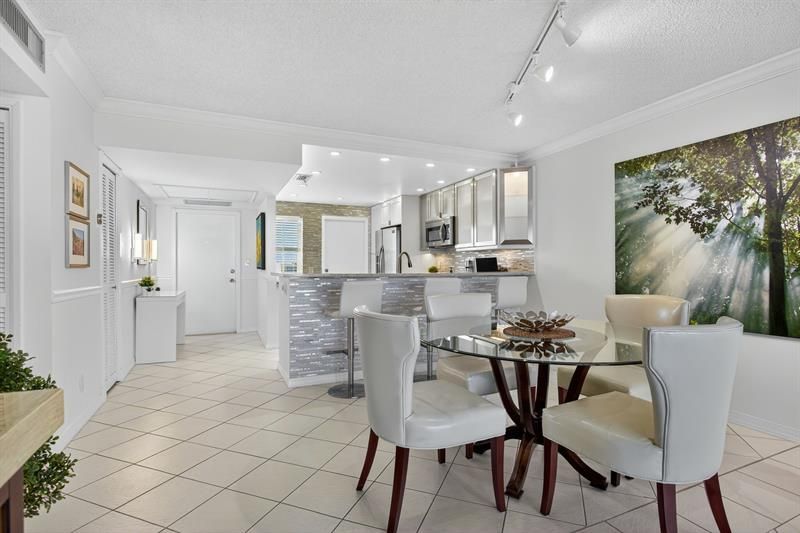 2940 Course Drive, Unit 903, Pompano Beach, FL 33069 Photo