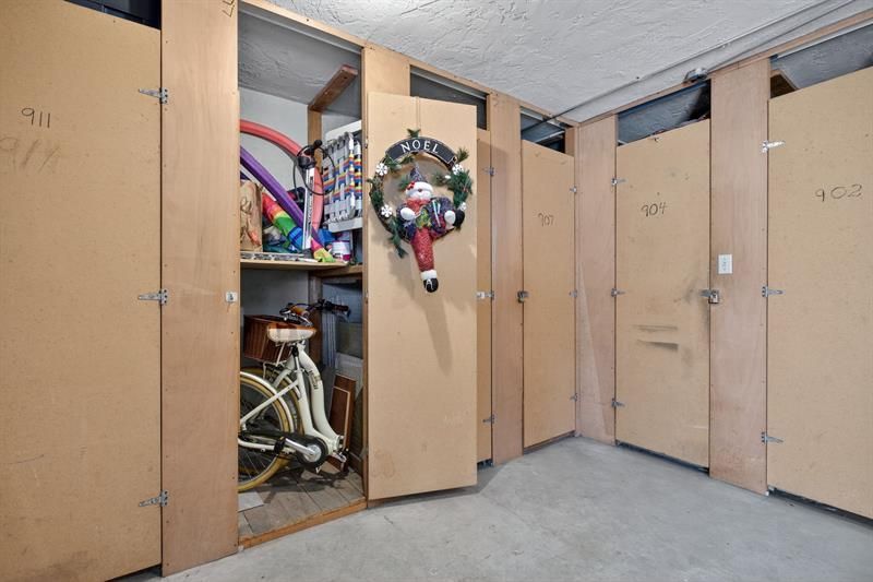 2940 Course Drive, Unit 903, Pompano Beach, FL 33069 Photo