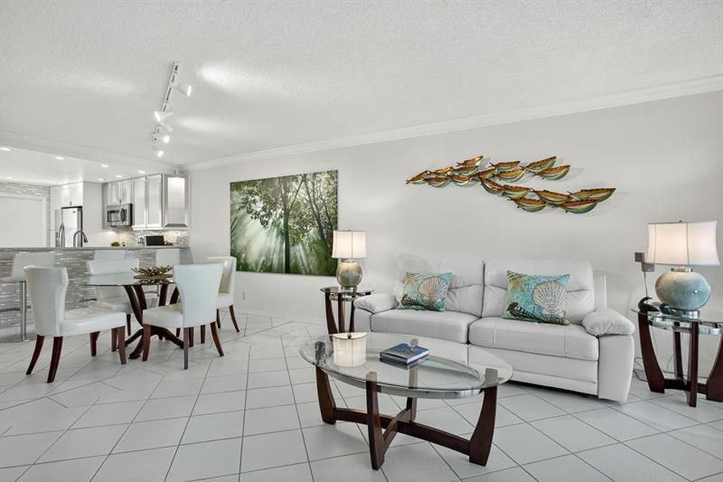 2940 Course Drive, Unit 903, Pompano Beach, FL 33069 Photo