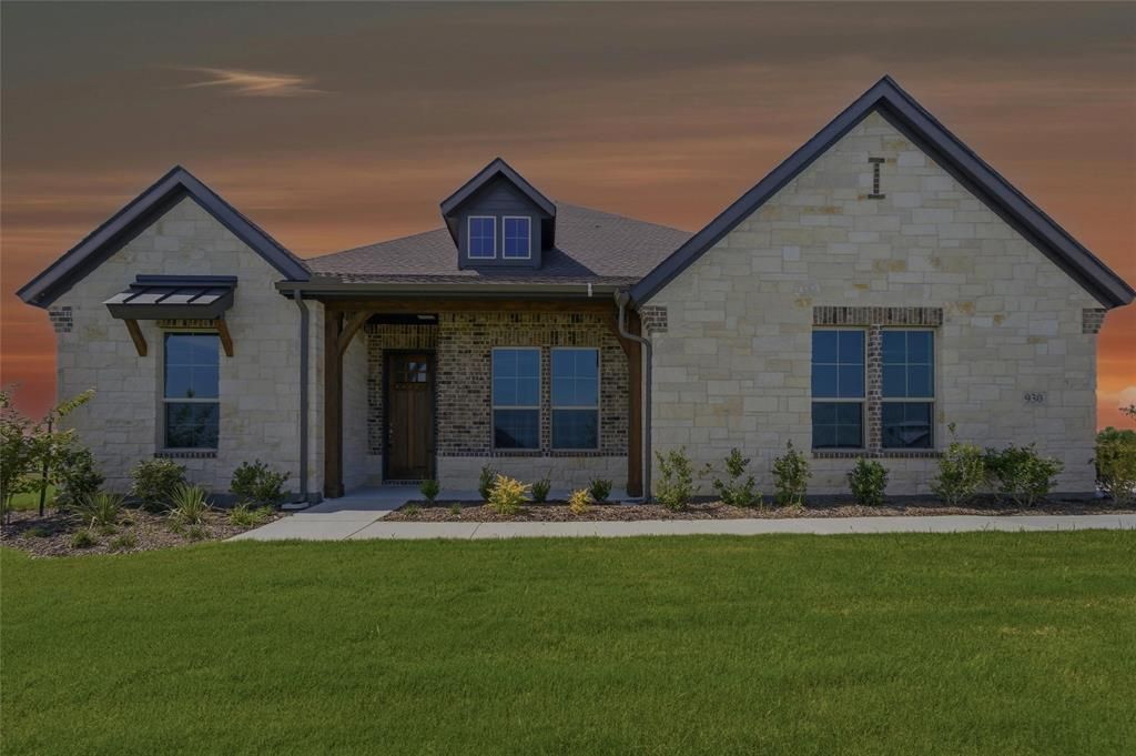 930 County Road 200, Valley View, TX 76272 Main Photo
