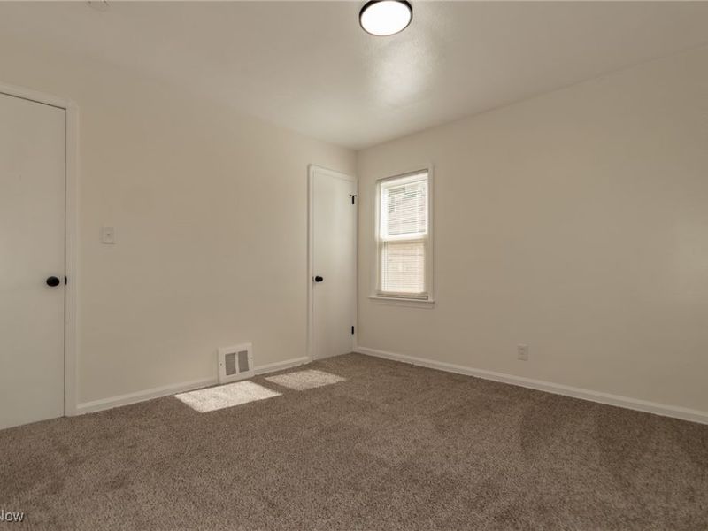 4839 E 94th Street, Garfield Heights, OH 44125 Photo 17
