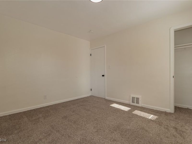 4839 E 94th Street, Garfield Heights, OH 44125 Photo 19