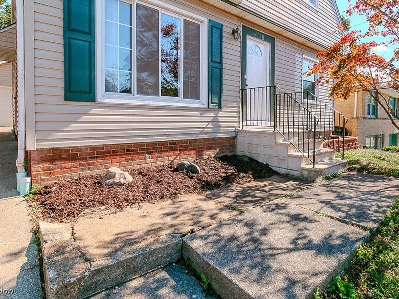 4839 E 94th Street, Garfield Heights, OH 44125 Photo 4