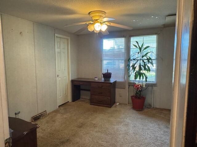 118 Leslie Circle Photo 11