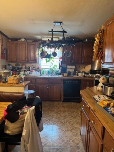 118 Leslie Circle Photo 16