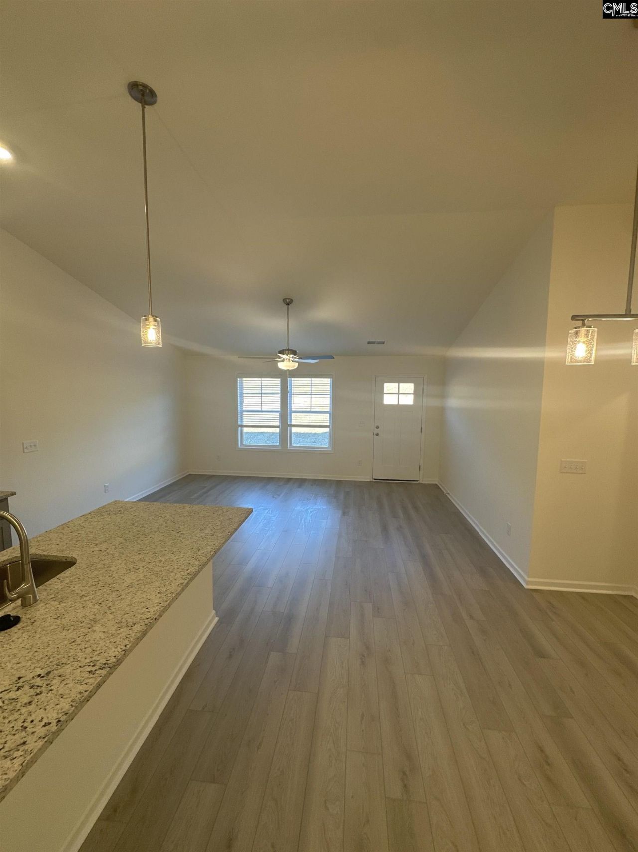 126 Prairie Grass Way Photo 10