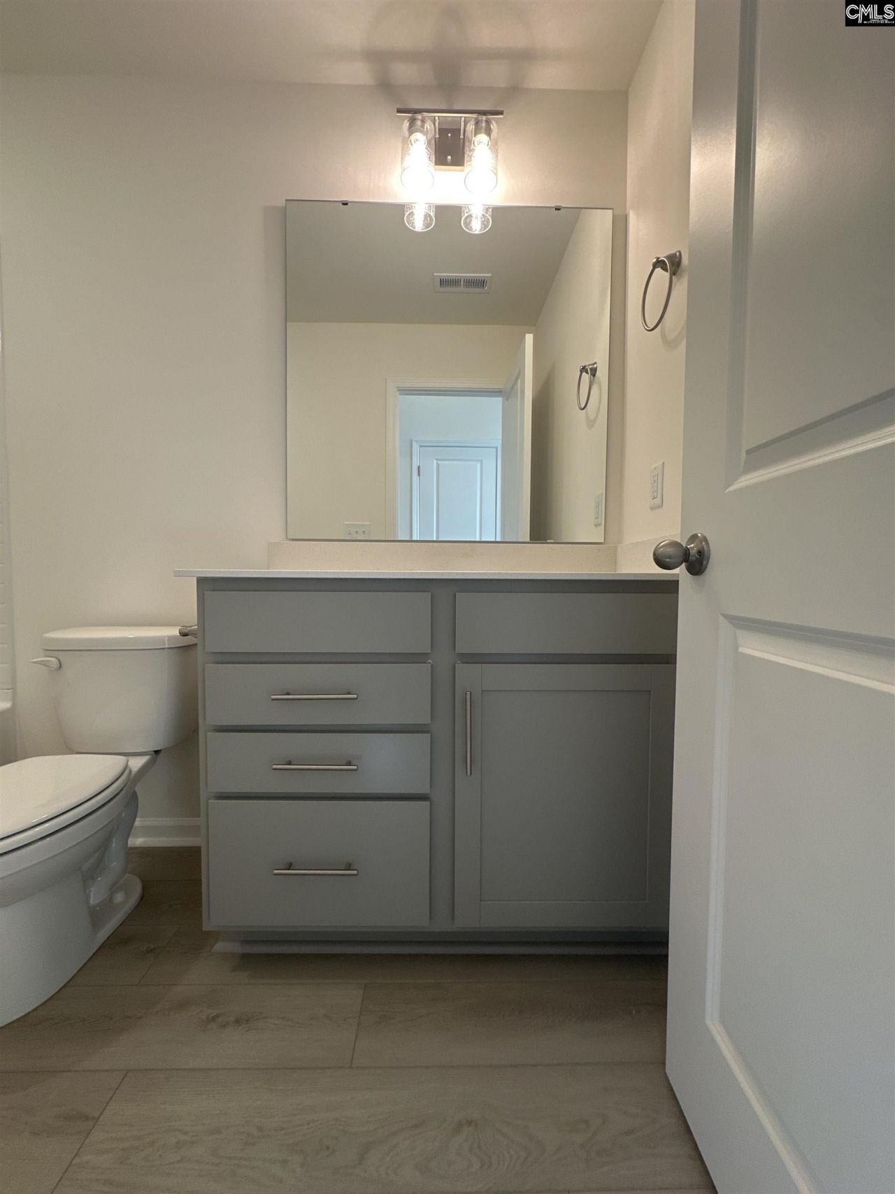 126 Prairie Grass Way Photo 4