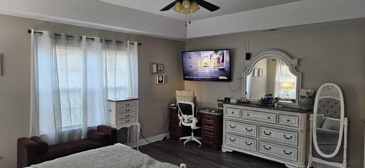 206 New Iris Lane Photo 12