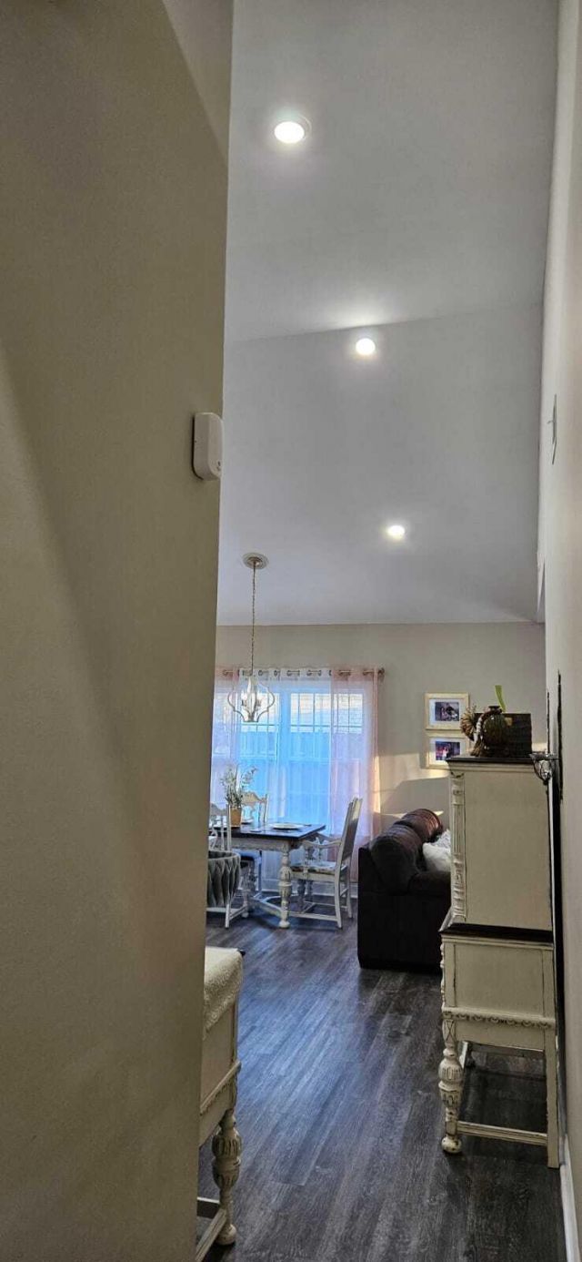 206 New Iris Lane Photo 20