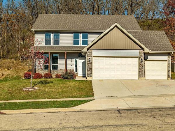 112 Valle Tell Drive, New Glarus, WI 53574