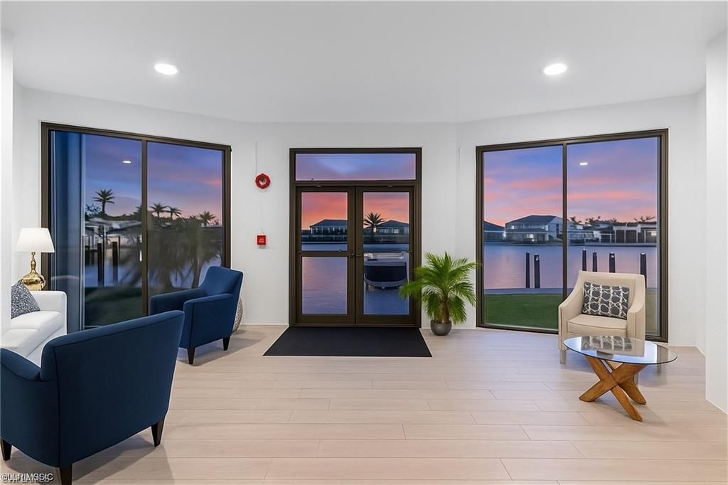 300 Park Shore Dr, Unit 5B, Naples, FL 34103 Photo