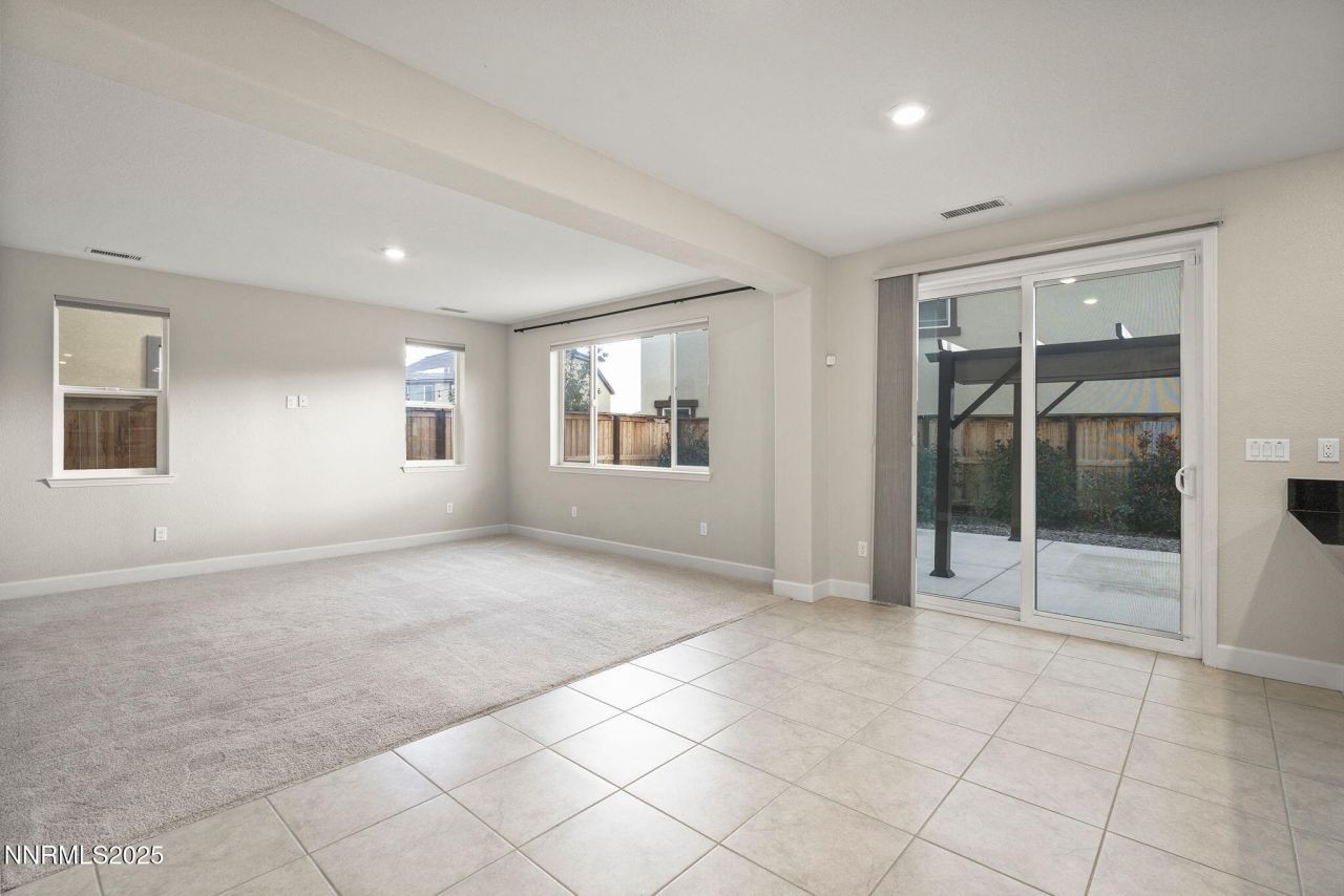 1119 Roswell Road, Sparks, NV 89436 Photo