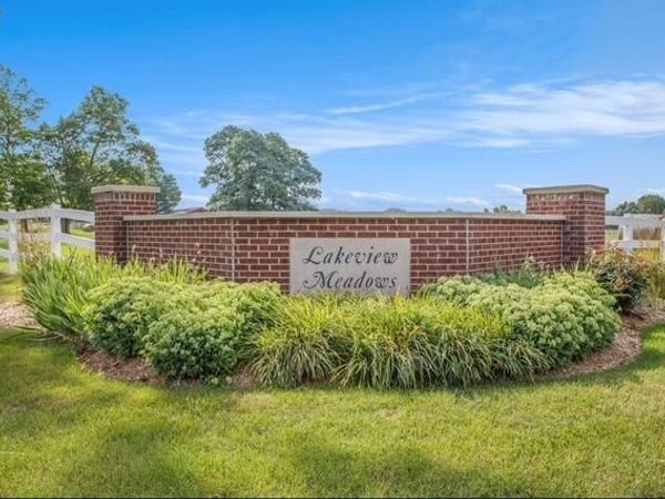 14085 Peninsula Drive, Galesburg, MI 49053
