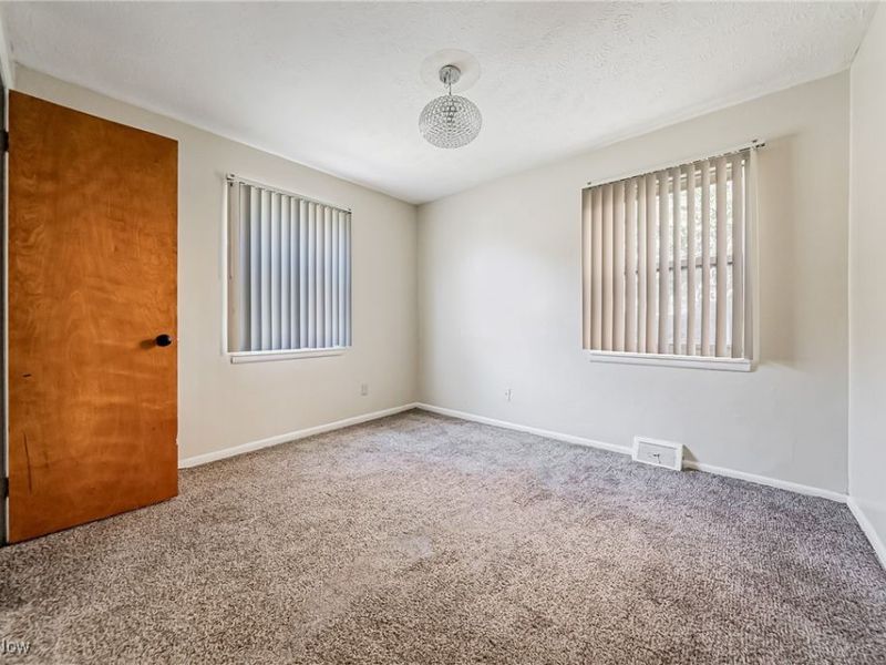 15978 Nelacrest Road, East Cleveland, OH 44112 Photo 14