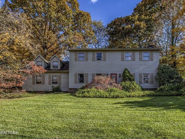 212 Woodland Trace Drive, Knoxville, TN 37934