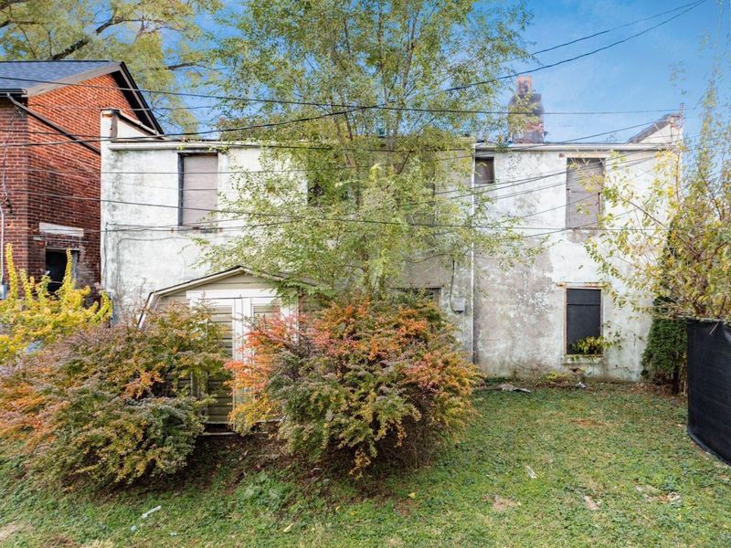160 E Barthman Avenue, Columbus, OH 43207 Photo 4