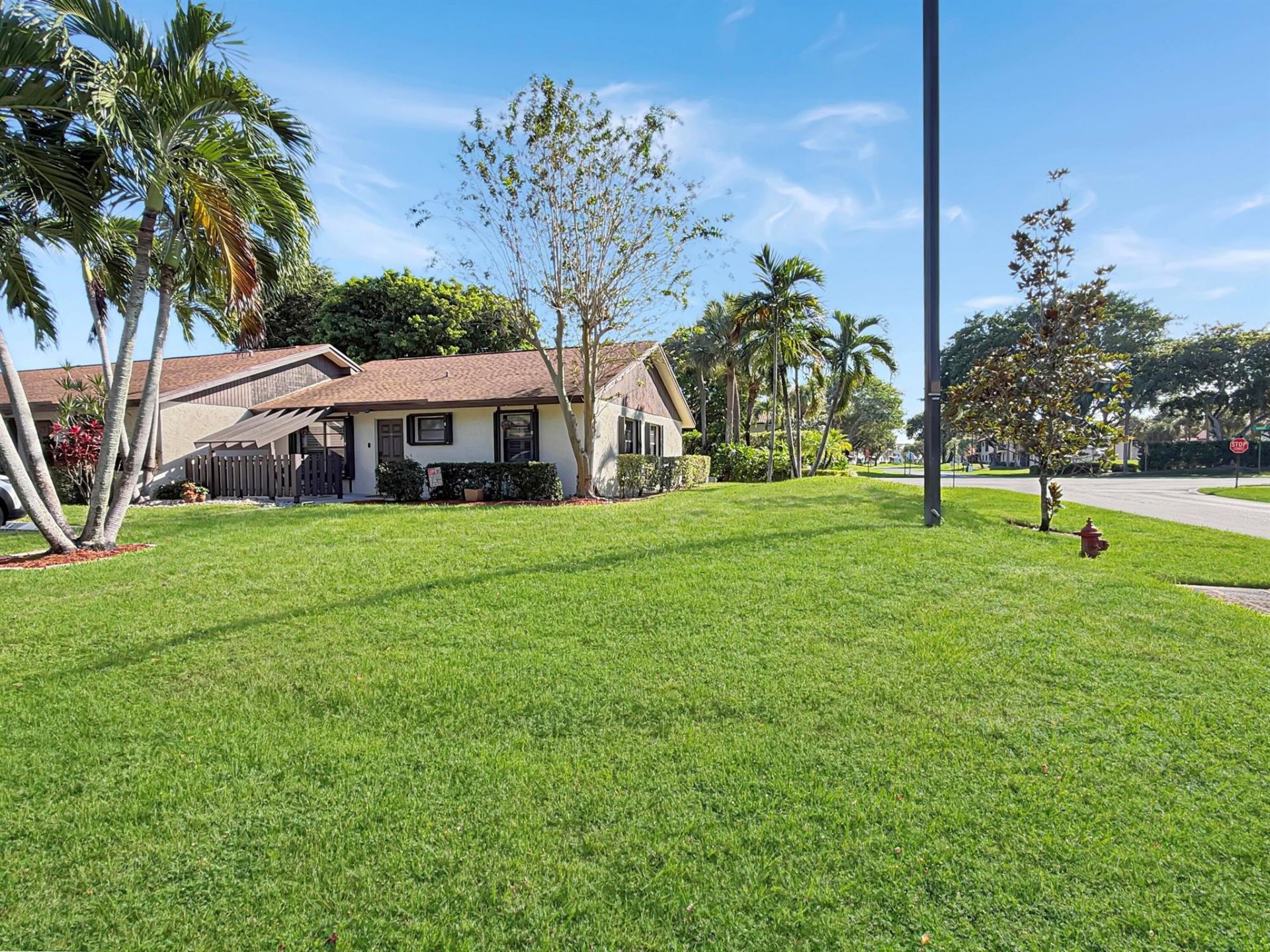 48 Via De Casas Norte, Boynton Beach, FL 33426 Photo