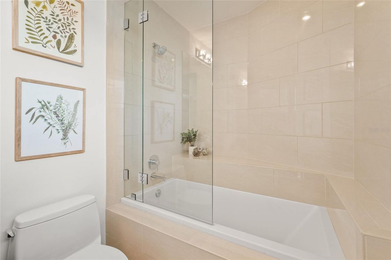 1155 N Gulfstream Avenue, Unit 508, Sarasota, FL 34236 Photo