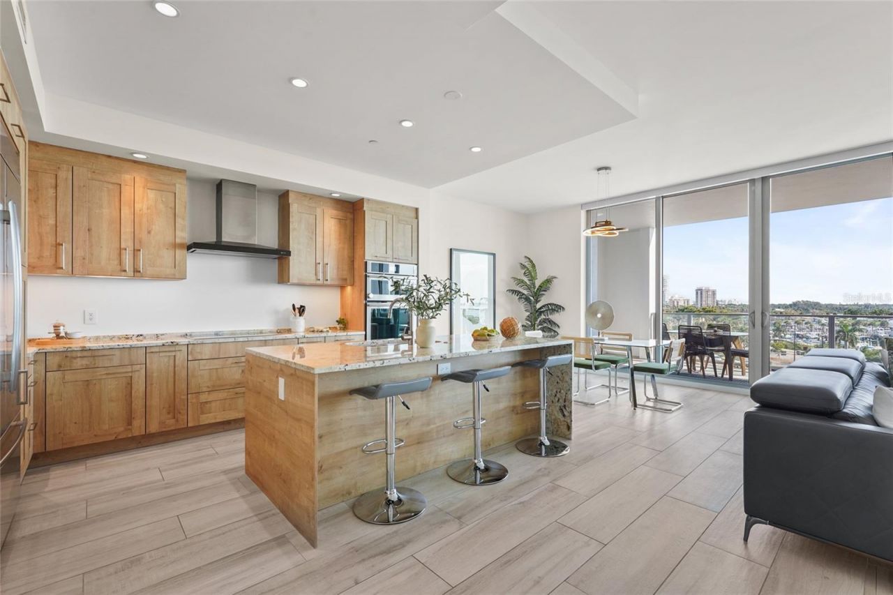 1155 N Gulfstream Avenue, Unit 508, Sarasota, FL 34236 Photo