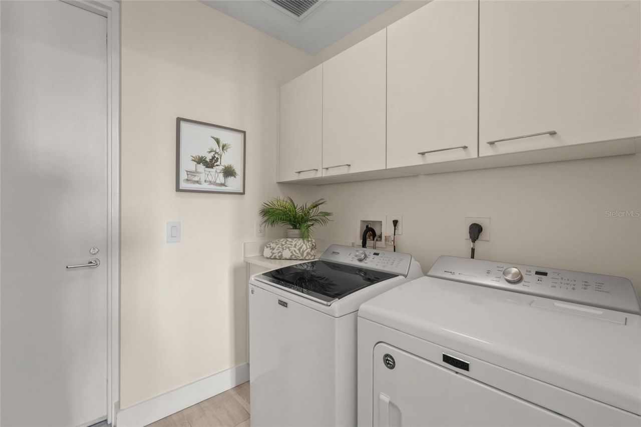 1155 N Gulfstream Avenue, Unit 508, Sarasota, FL 34236 Photo