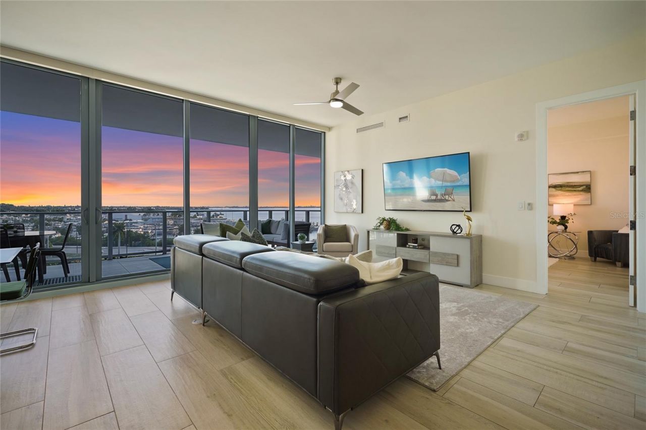 1155 N Gulfstream Avenue, Unit 508, Sarasota, FL 34236 Photo