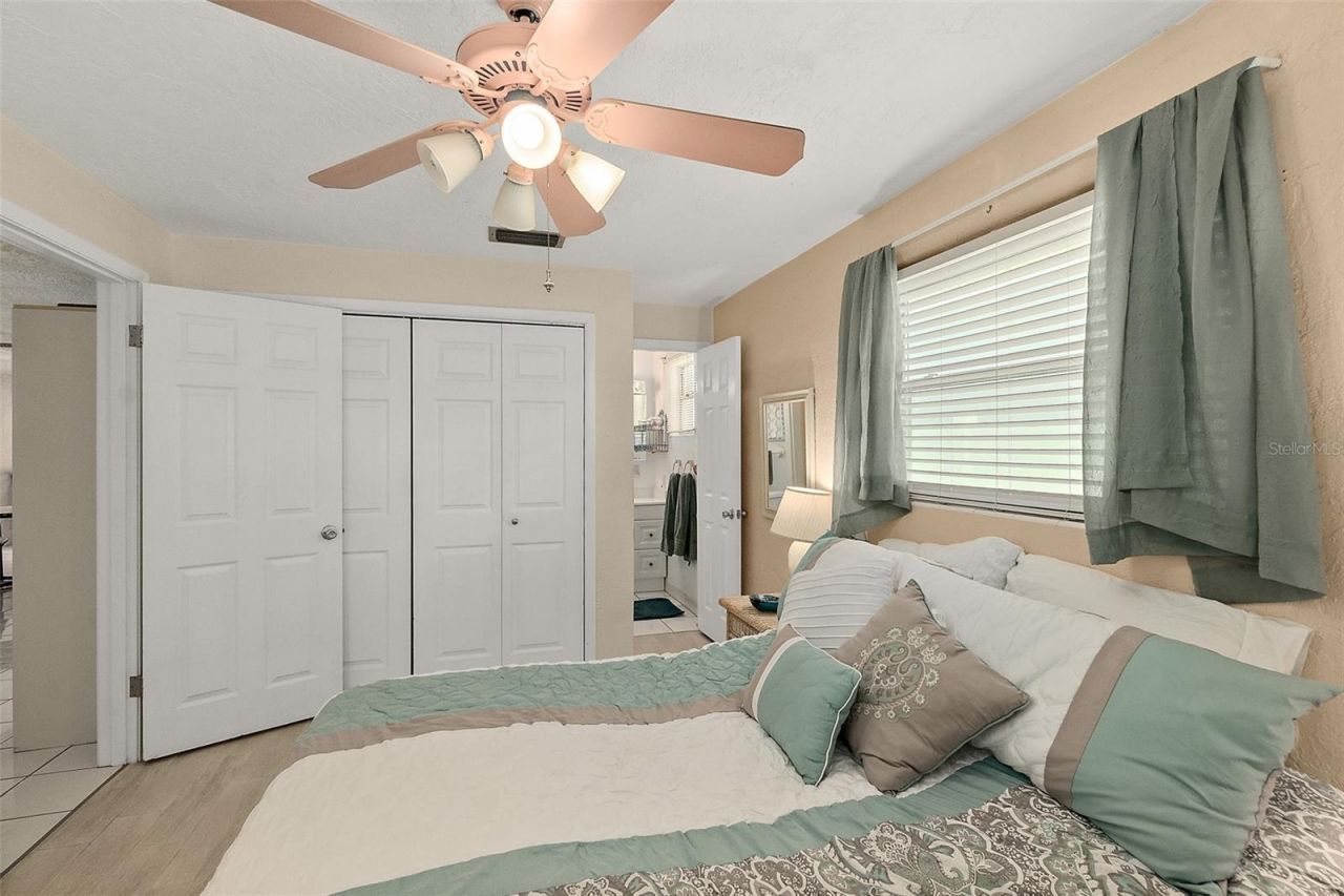 210 Lincoln Avenue, New Smyrna Beach, FL 32169 Photo