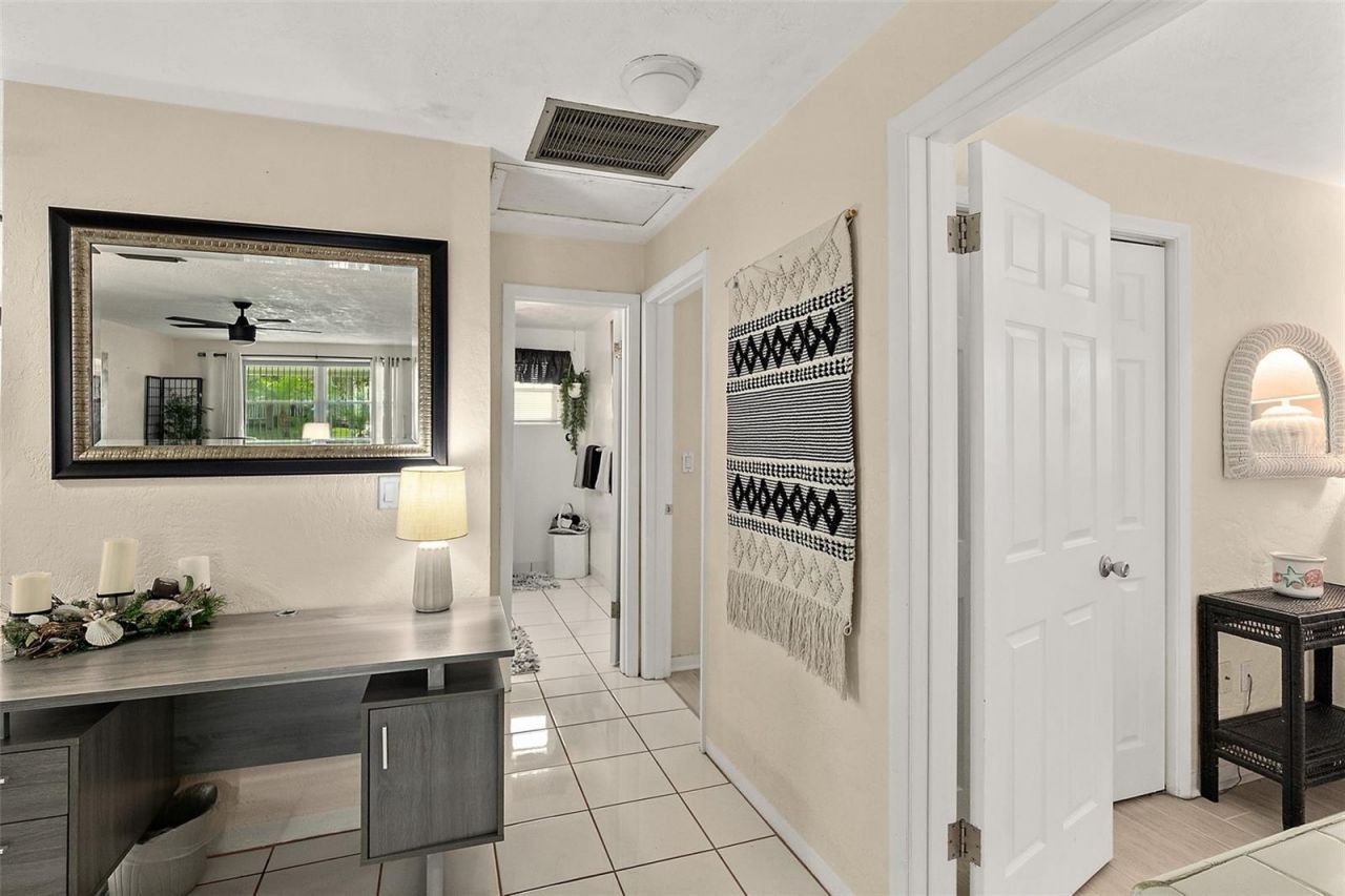 210 Lincoln Avenue, New Smyrna Beach, FL 32169 Photo