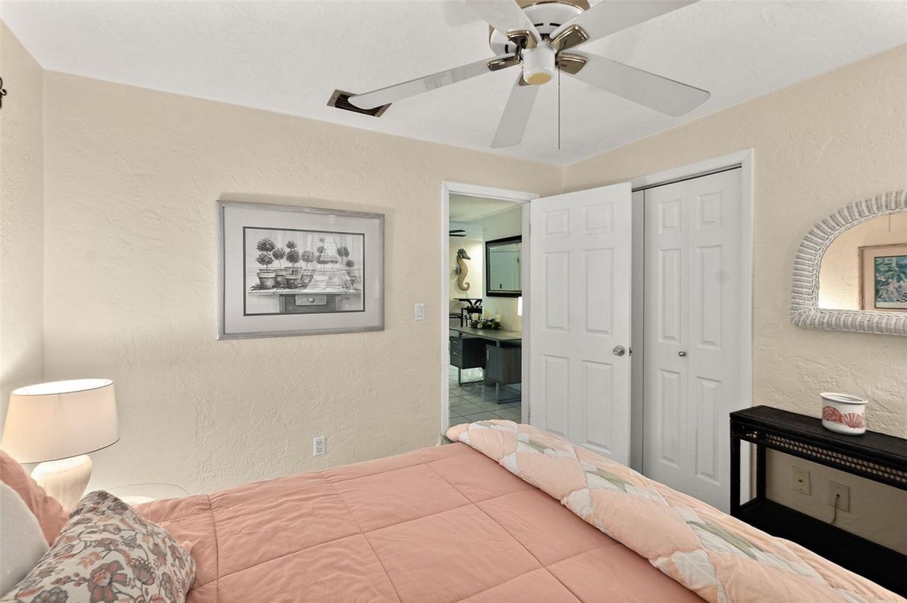 210 Lincoln Avenue, New Smyrna Beach, FL 32169 Photo