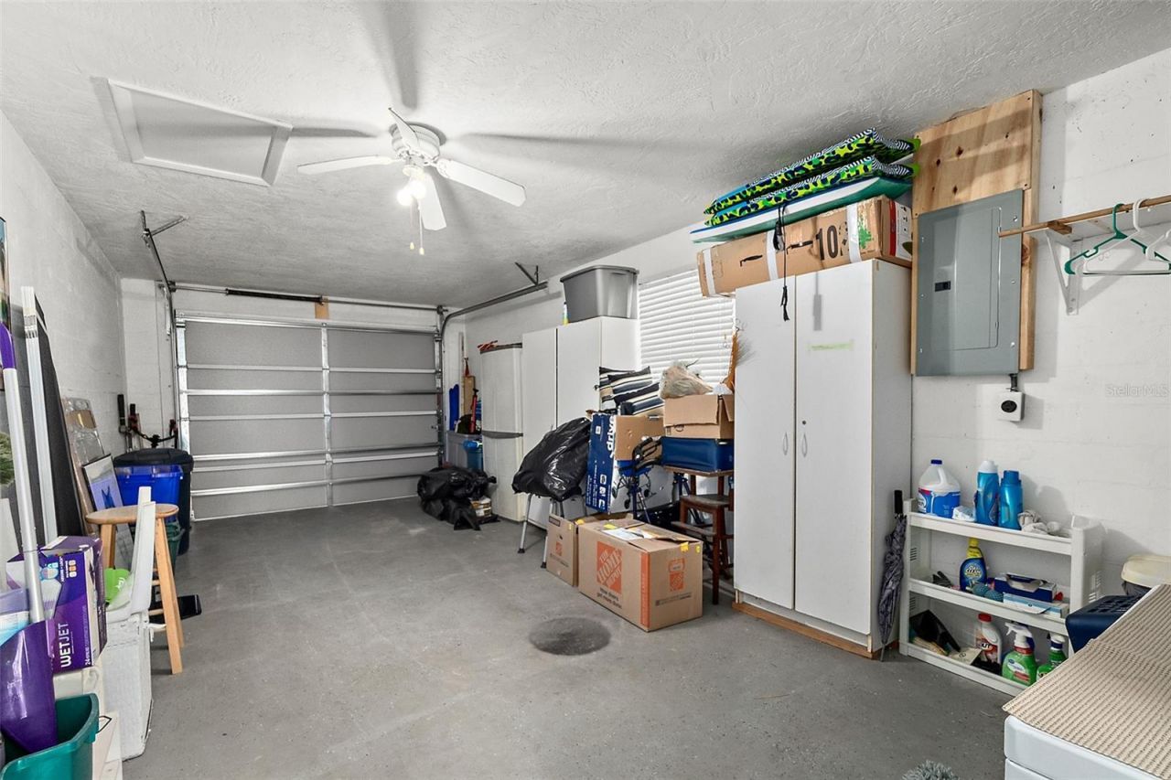 210 Lincoln Avenue, New Smyrna Beach, FL 32169 Photo