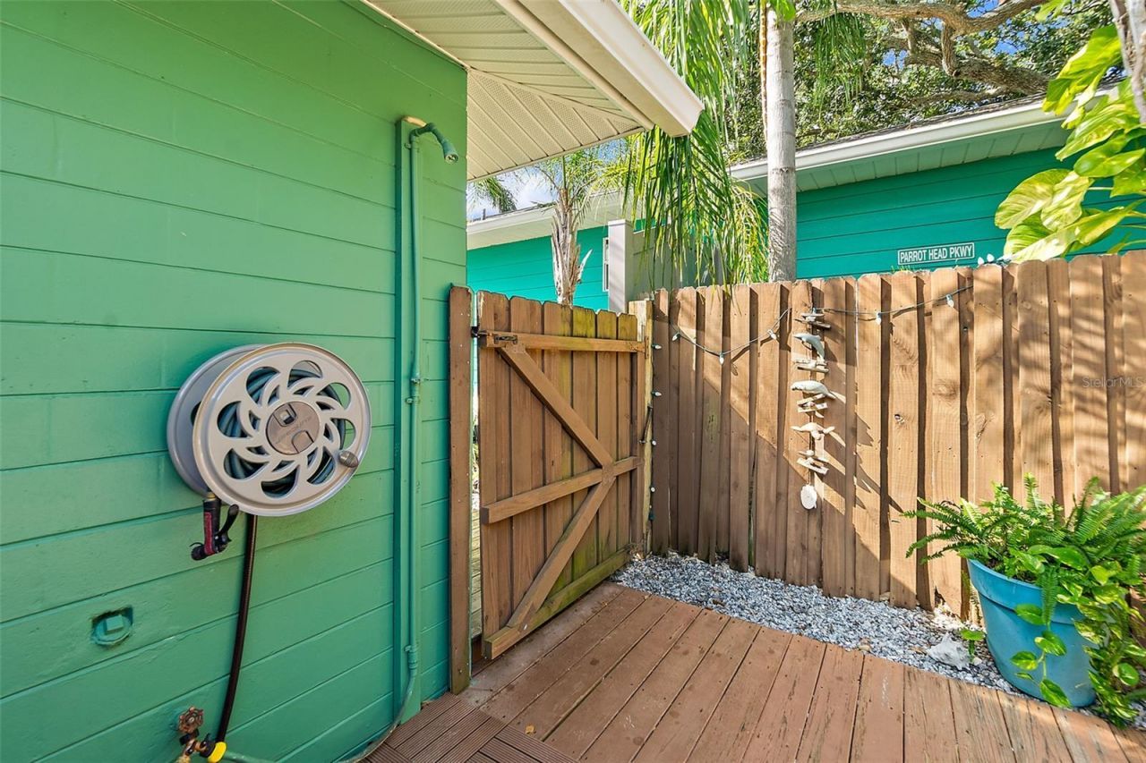 210 Lincoln Avenue, New Smyrna Beach, FL 32169 Photo