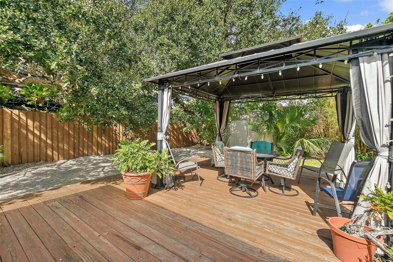 210 Lincoln Avenue, New Smyrna Beach, FL 32169 Photo