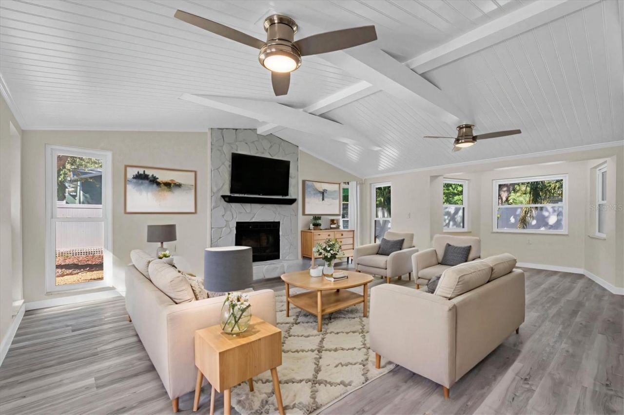 5630 Denver Street Ne, Saint Petersburg, FL 33703 Photo