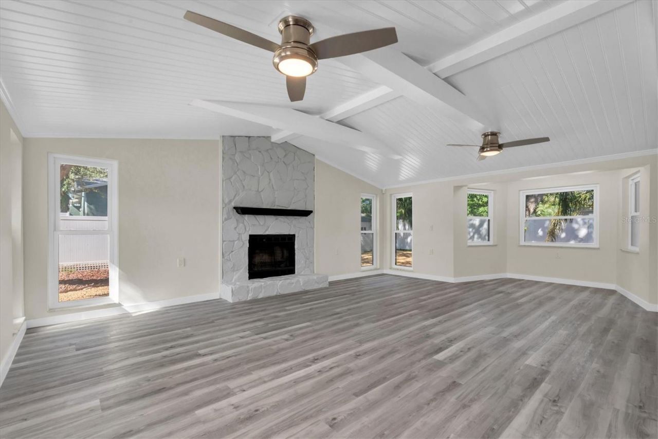 5630 Denver Street Ne, Saint Petersburg, FL 33703 Photo