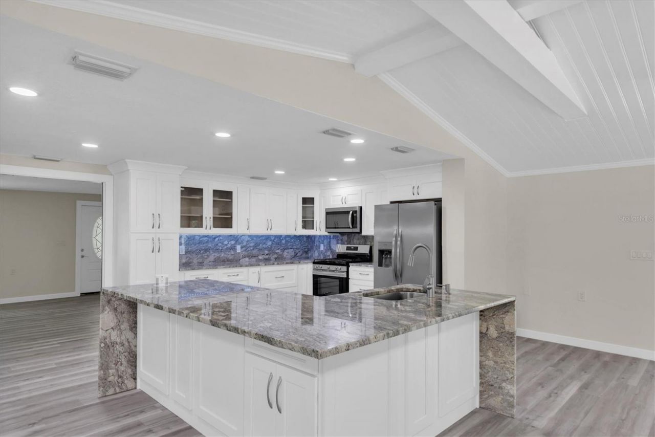 5630 Denver Street Ne, Saint Petersburg, FL 33703 Photo