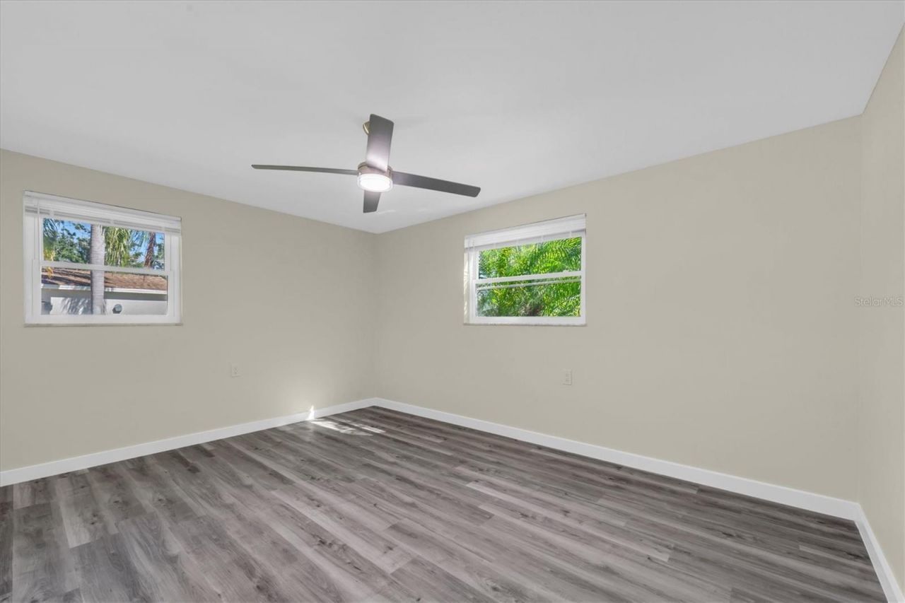 5630 Denver Street Ne, Saint Petersburg, FL 33703 Photo