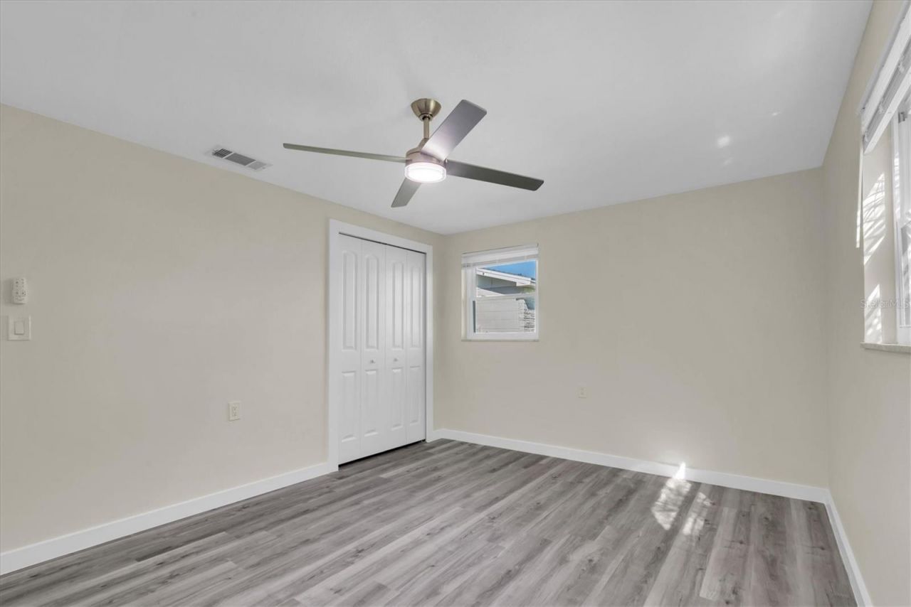 5630 Denver Street Ne, Saint Petersburg, FL 33703 Photo