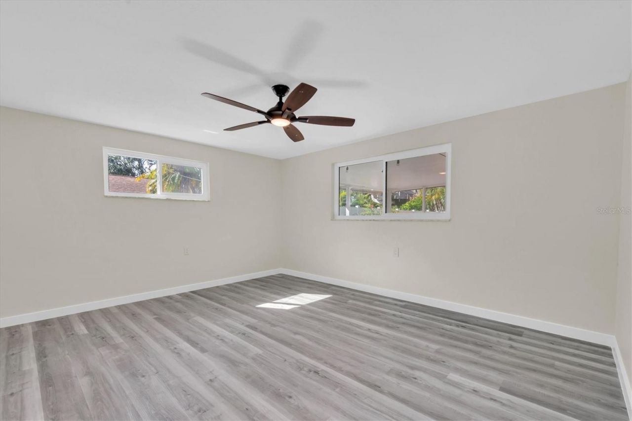 5630 Denver Street Ne, Saint Petersburg, FL 33703 Photo