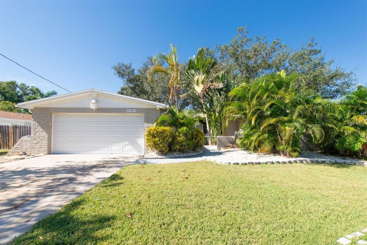 5630 Denver Street Ne, Saint Petersburg, FL 33703 Photo