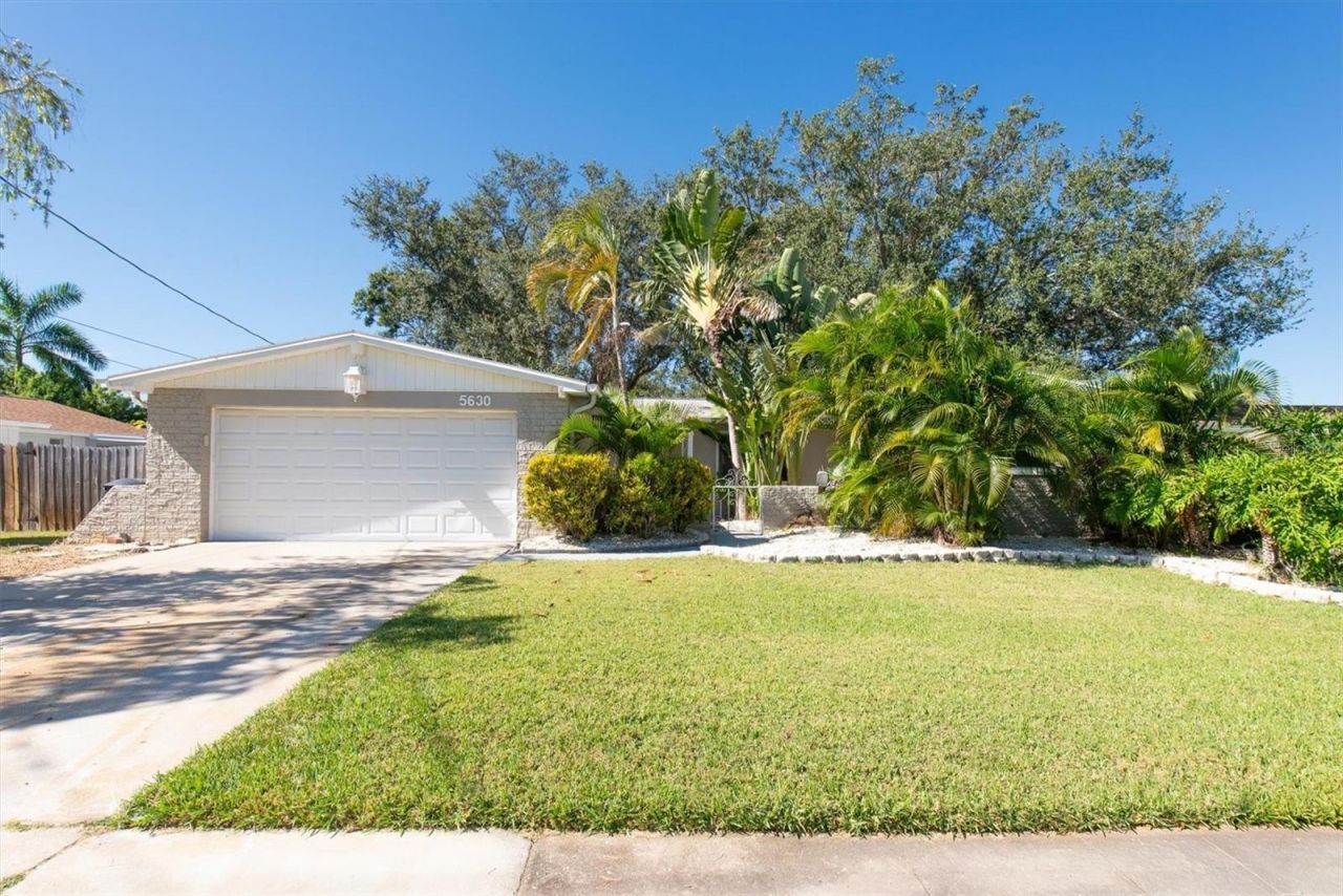 5630 Denver Street Ne, Saint Petersburg, FL 33703 Photo