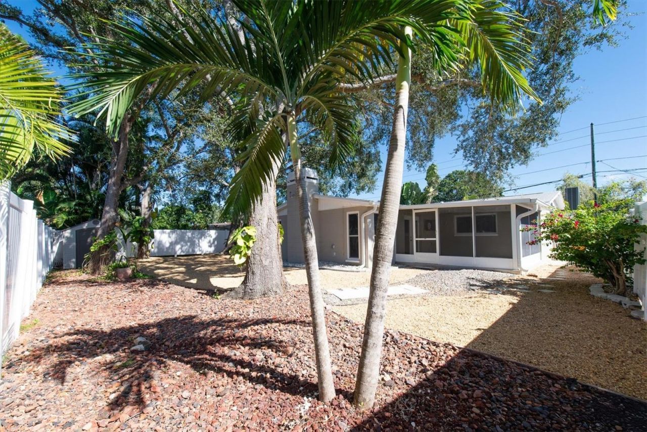 5630 Denver Street Ne, Saint Petersburg, FL 33703 Photo