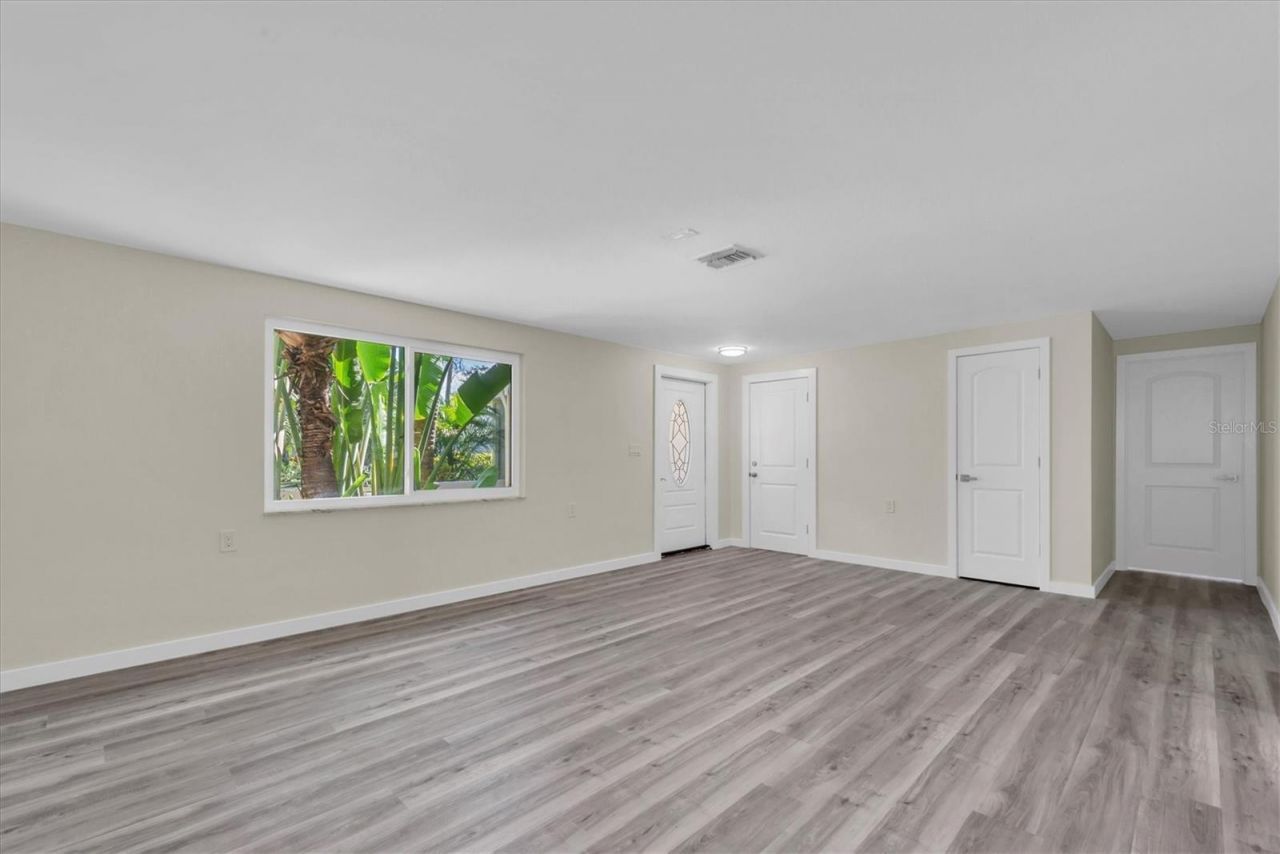 5630 Denver Street Ne, Saint Petersburg, FL 33703 Photo