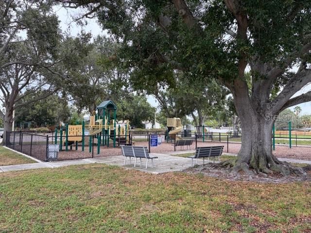 5630 Denver Street Ne, Saint Petersburg, FL 33703 Photo